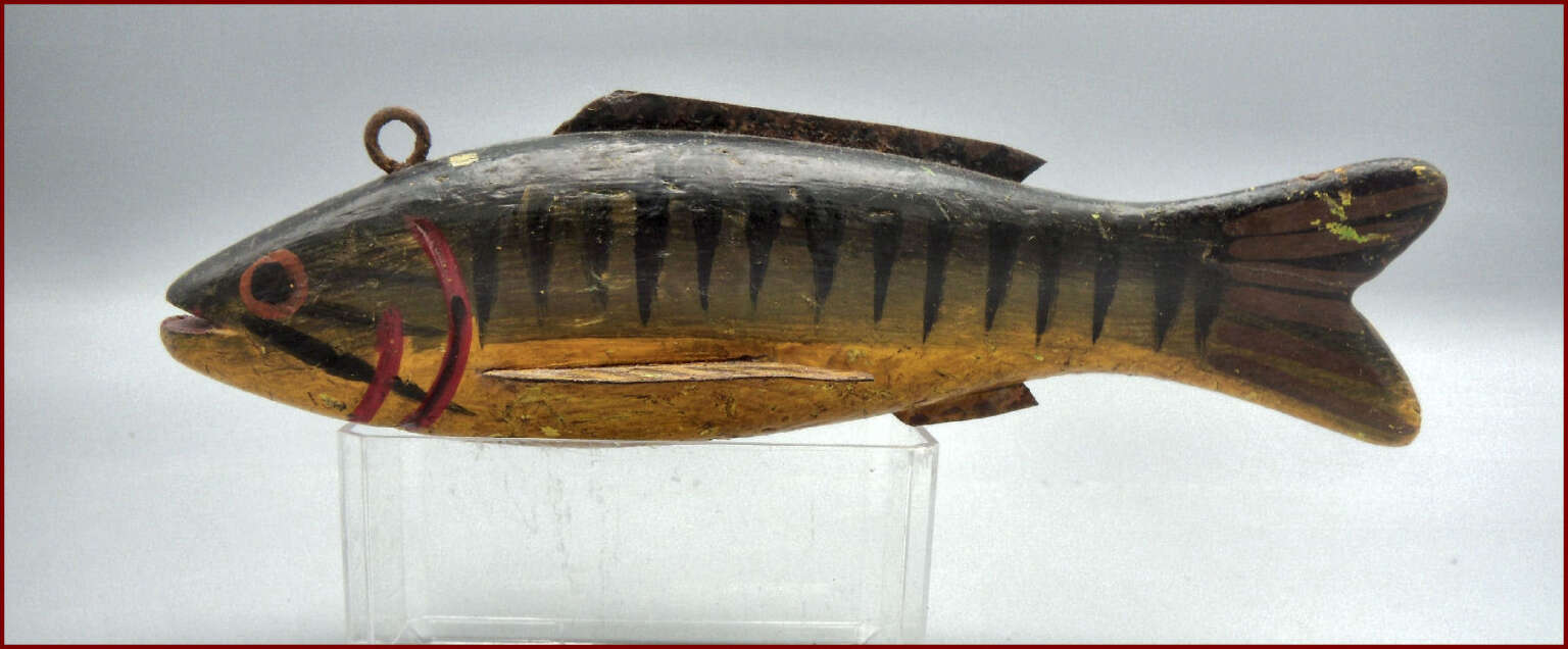 VINTAGE FISH DECOY American Antiques